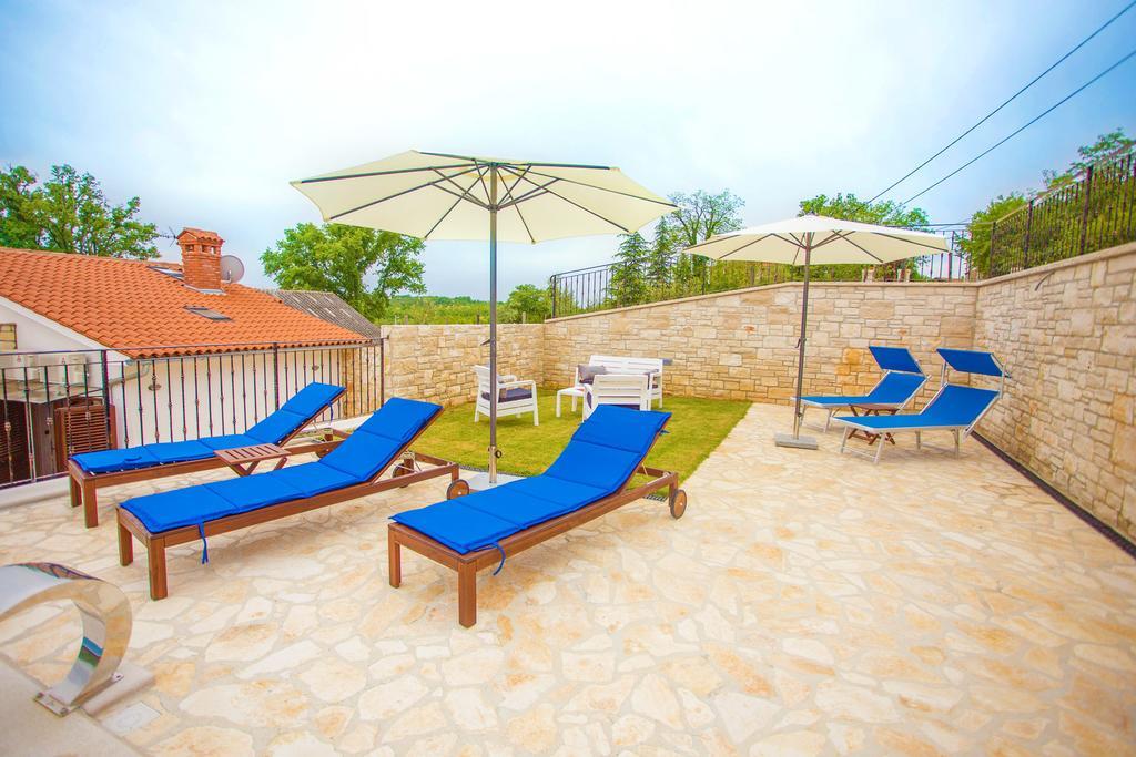 Villa Lara Karojba 部屋 写真