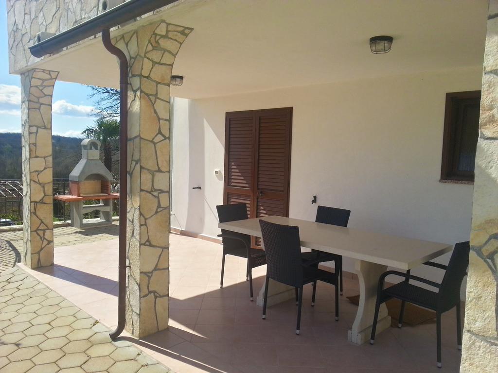 Villa Lara Karojba 部屋 写真