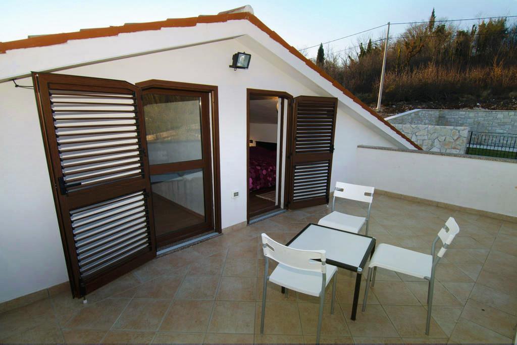 Villa Lara Karojba 部屋 写真