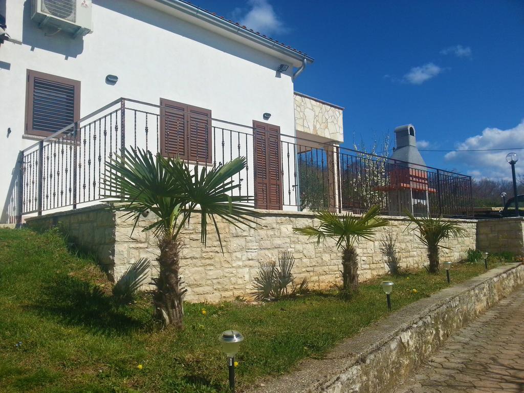 Villa Lara Karojba 部屋 写真